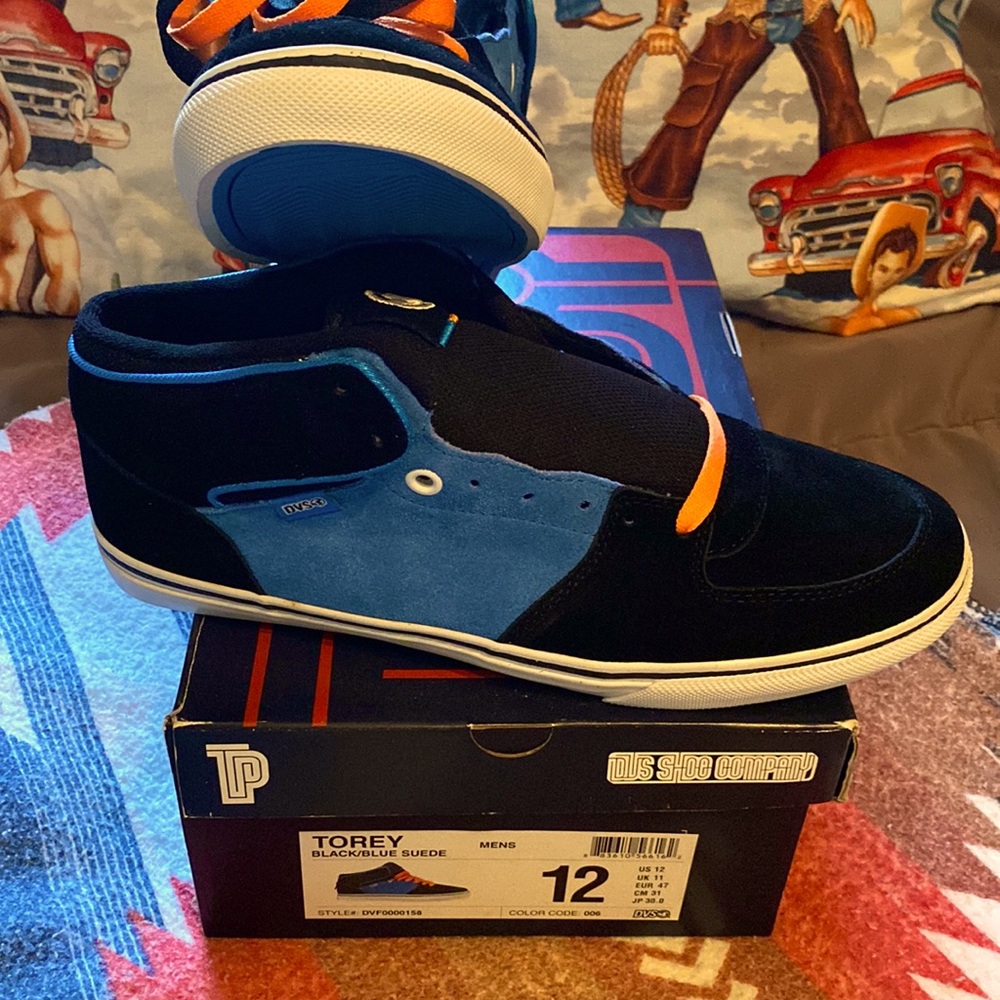 DVS skateboard shoes men’s size 12